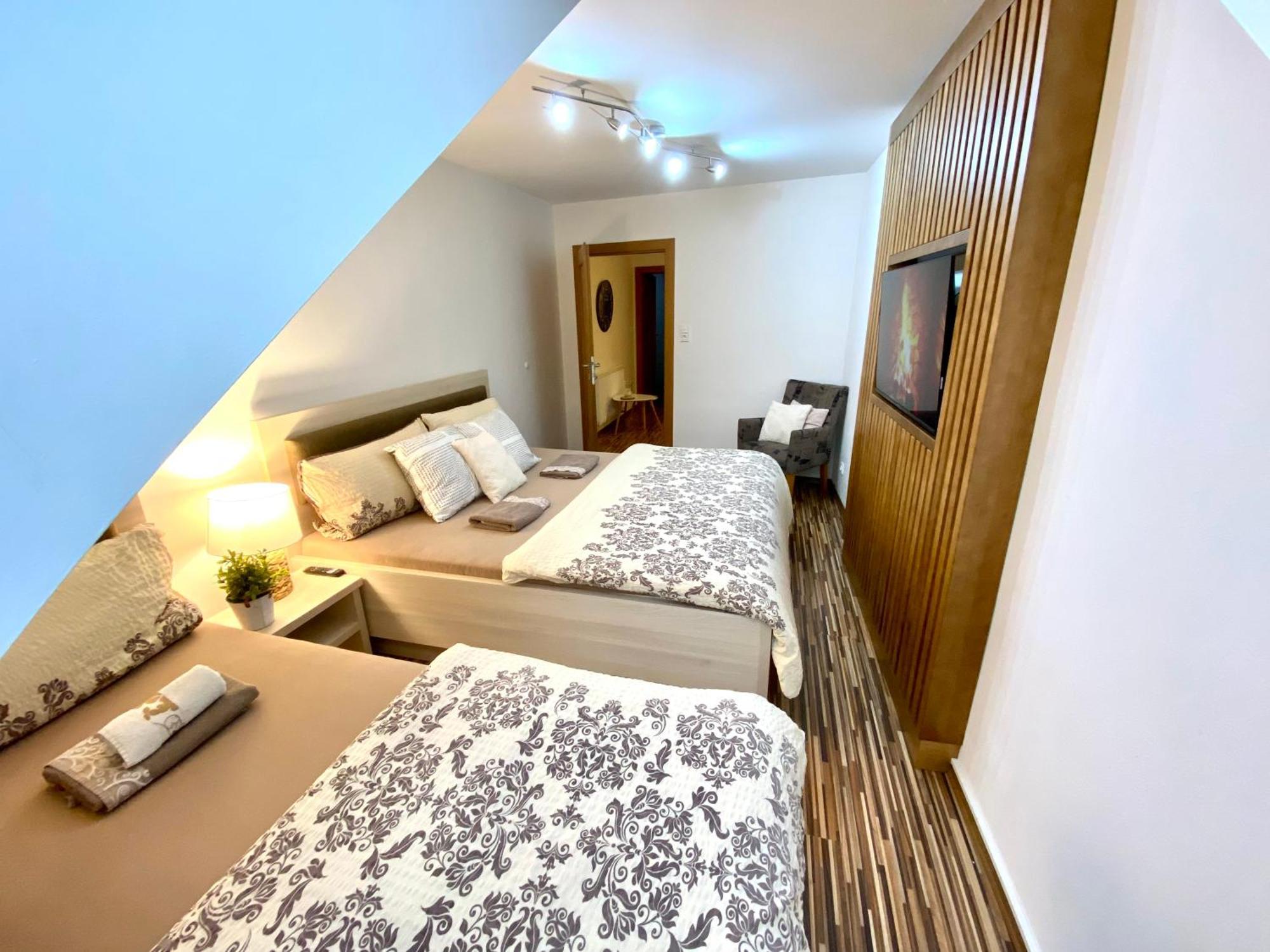 Ferienwohnung Dům u lázní Federer Třeboň Zimmer foto